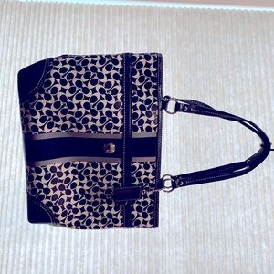 Coach signature Chelsea black/white leather bag